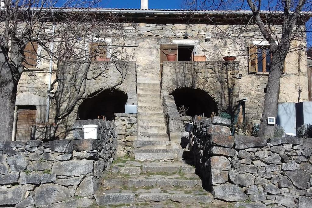 Maison De Caractere Au Coeur De La Corse Rurale Calacuccia Exteriér fotografie